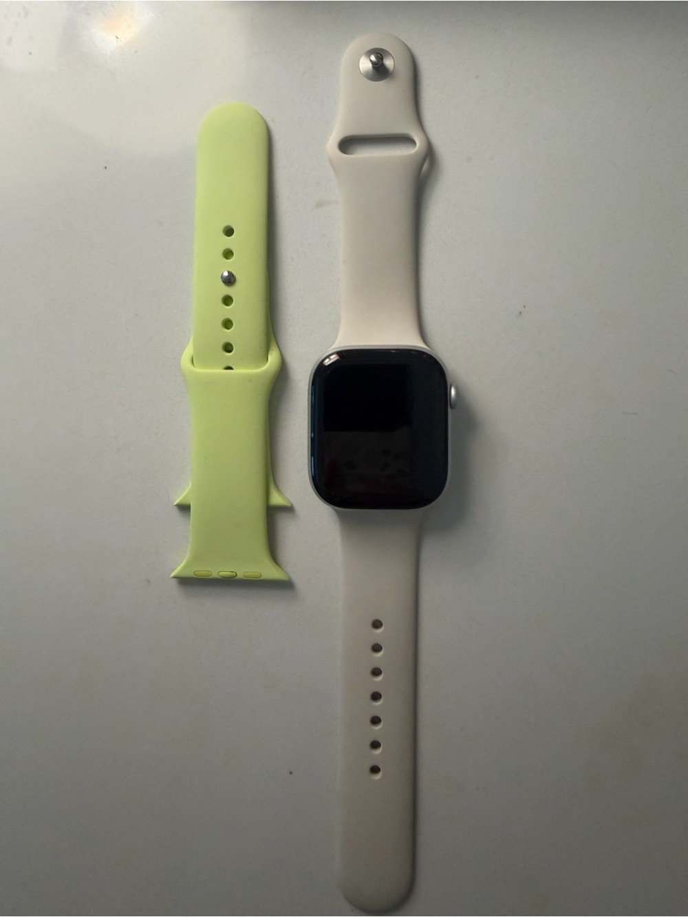 Apple Watch series 11 46mm with Interchangeable Lime Band - Silicone like new
